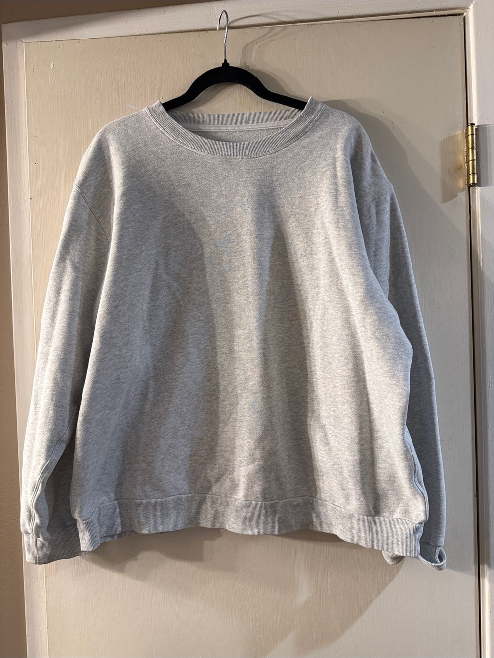 lululemon athletica Men's Crewneck Sweatshirt - Light Gray